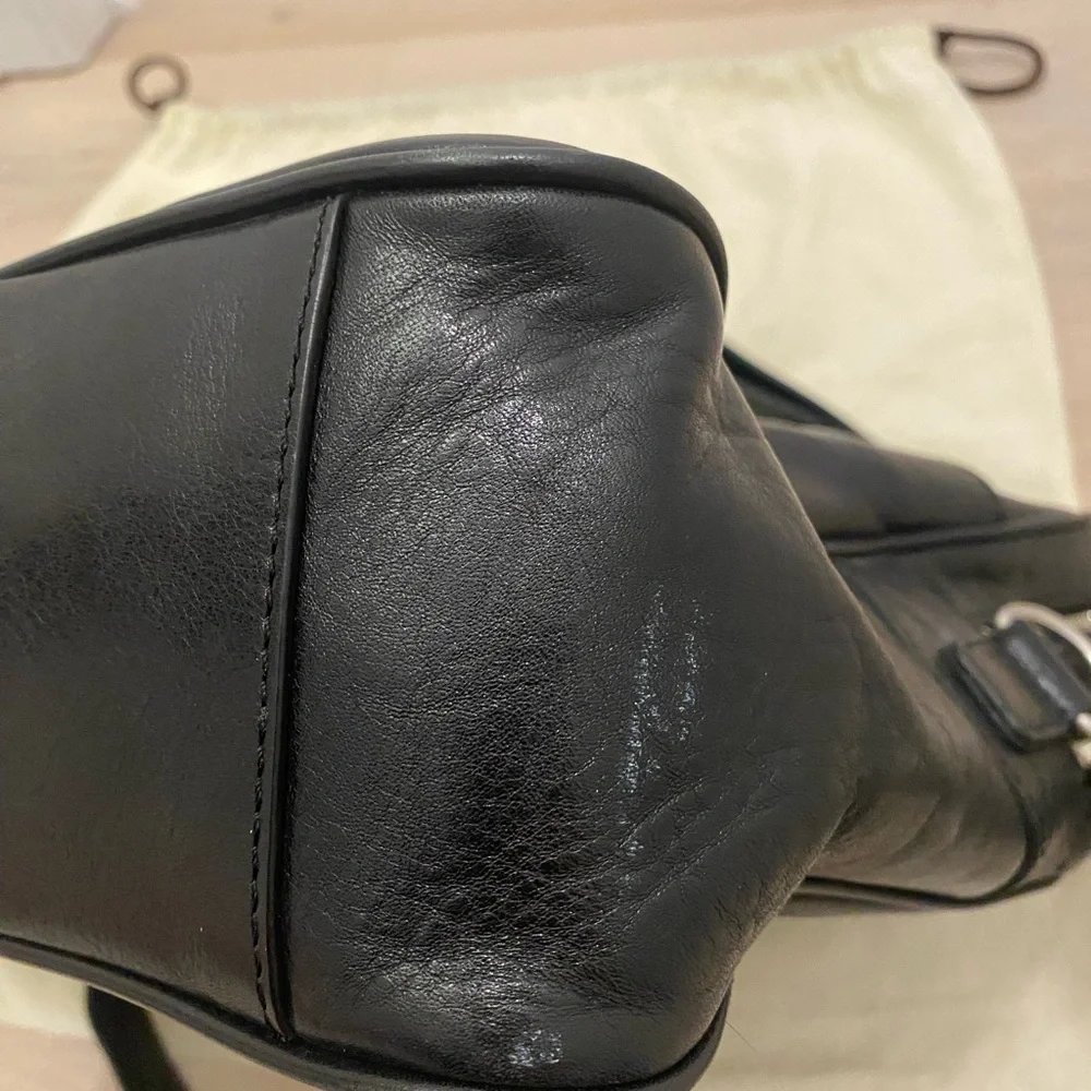 Cole Haan Unisex Black Leather Bag / Messenger / Laptop / Briefcase Silver